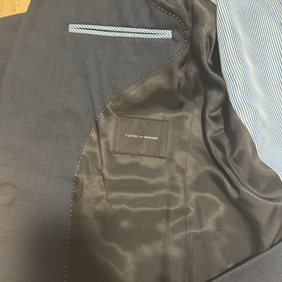 Tommy Hilfiger sport coats - Picture 5 of 5